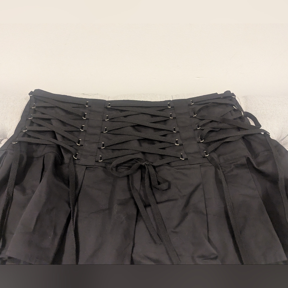 iHeartRaves Black Lace-Up Mini Skirt - Size 1X - Picture 4 of 6
